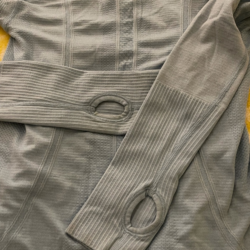 Lululemon swiftly tech quarter zip